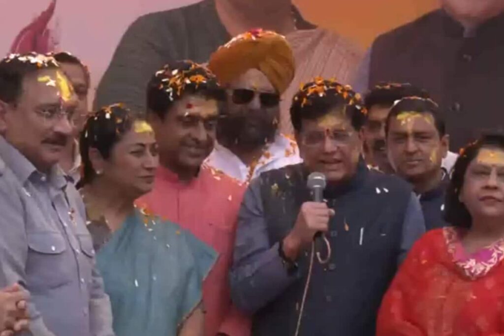 Music, Effortless Dance Moves And A Lot Of Fervor As BJP Leaders Celebrate Holi At Delhi Office