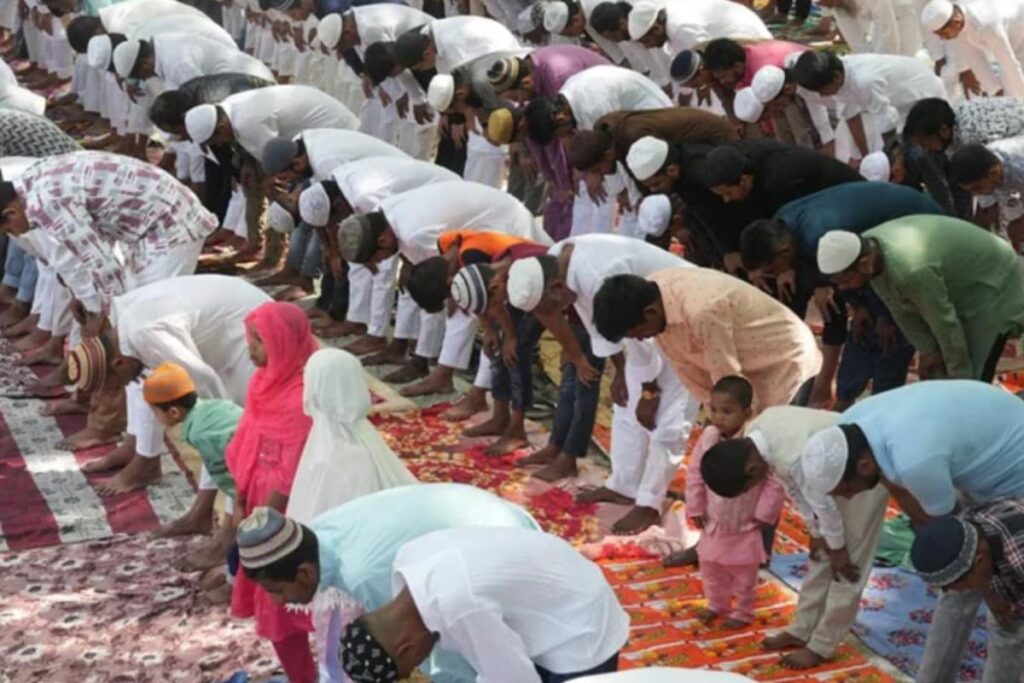 Lucknow Eidgah Imam Advises To Postpone Juma Namaz Timings On Holi