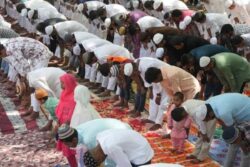 Lucknow Eidgah Imam Advises To Postpone Juma Namaz Timings On Holi