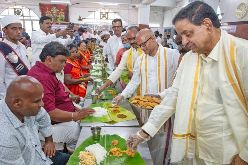 Flavour Boost For Pilgrims: TTD Adds Masala Vada To Anna Prasadam Menu