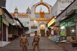 Hindu Outfits Threaten 'Babri-Like' Action If Aurangzeb's Tomb Not Razed, To Protest Across Maharashtra