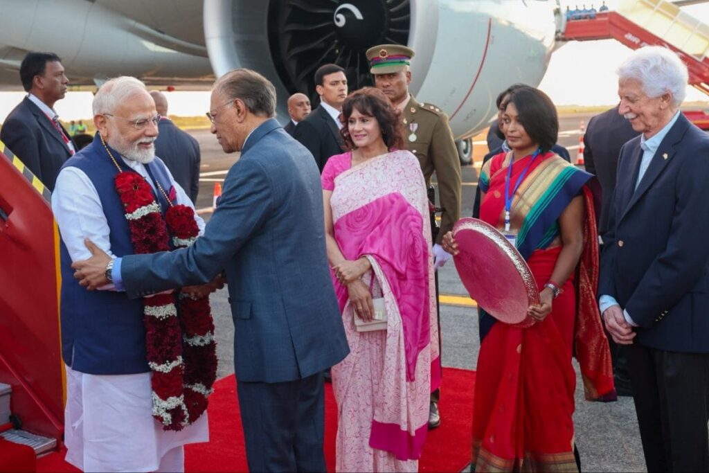 200 Dignitaries, Guard Of Honour: PM Modi Receives Grand Welcome In Mauritius On 2-Day Visit
