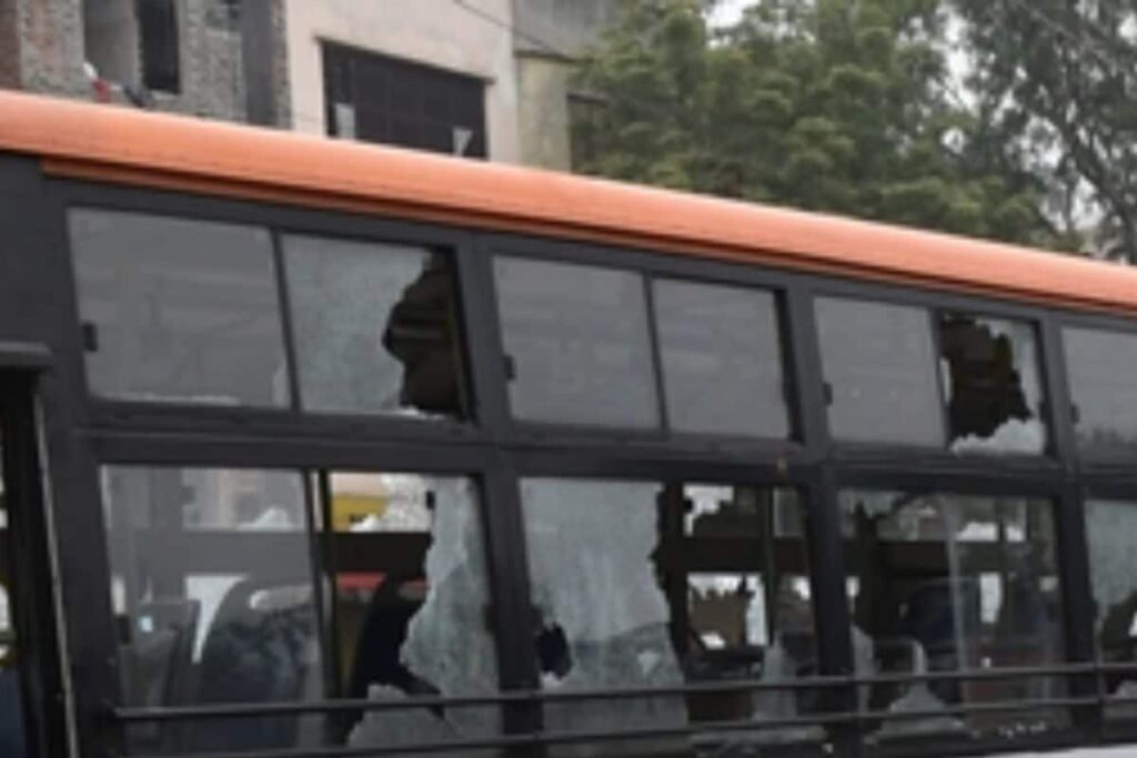 Stone Pelting At Bus in MP’s Rewa Kills One, Others Injured