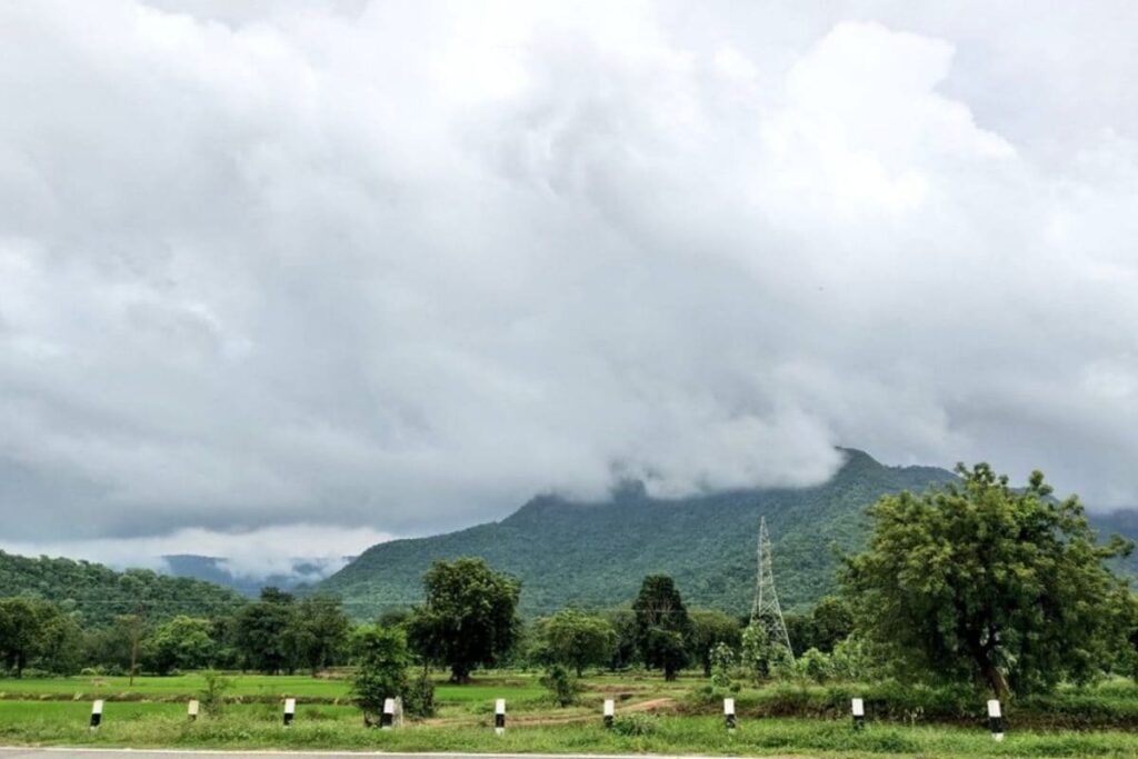 No Plans On Granting Mining Lease In Odisha's Gandhamardan Hills, Says Centre Amid Project Fears