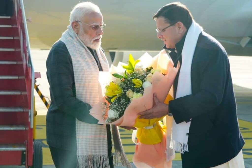 PM Modi Reaches Uttarakhand, Offers Prayers At Winter Seat Of Ganga In Mukhwa | WATCH