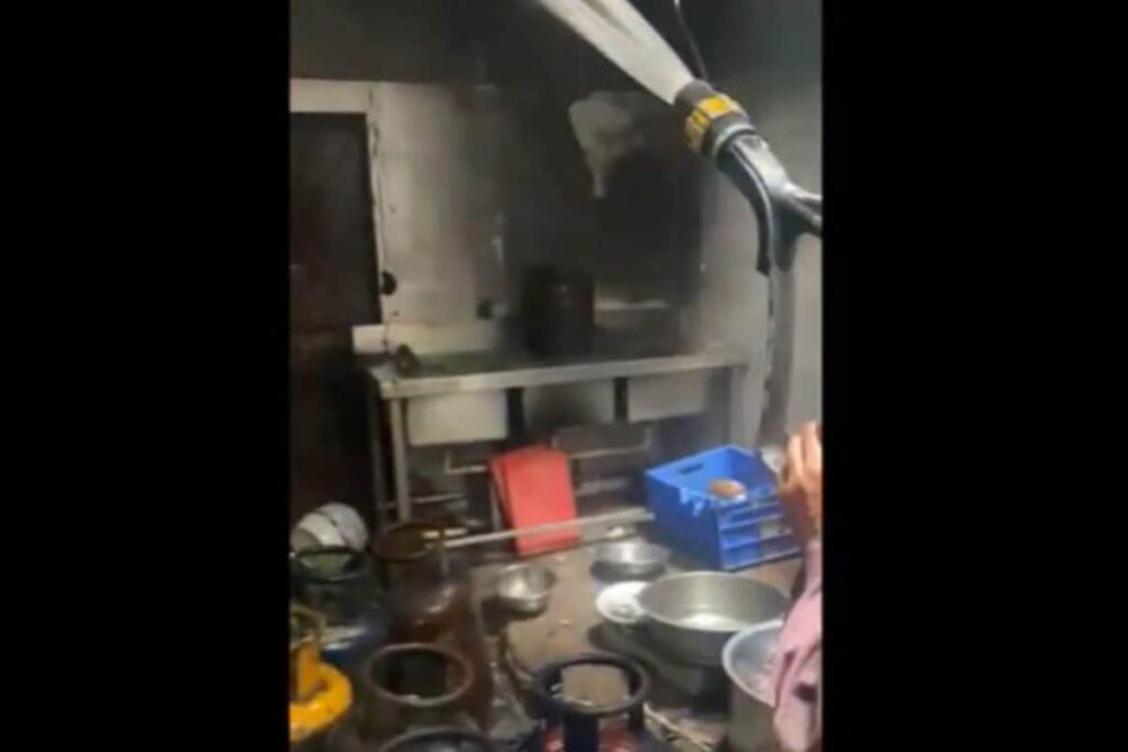 Fire Breaks Out At Restaurant's Kitchen In Delhi's Connaught Place, Six Injured