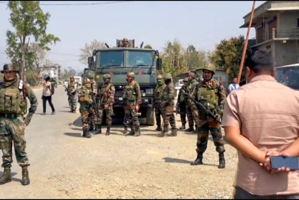 Normal Life Affected In Kuki-Dominated Areas Of Manipur As Agitators Enforce Indefinite Shutdown