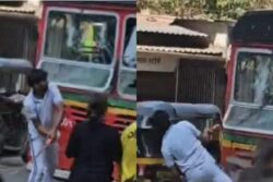 On Cam: Mumbai Teen With Sword Vandalises BEST Bus, Creates Ruckus In Bhandup; Detained