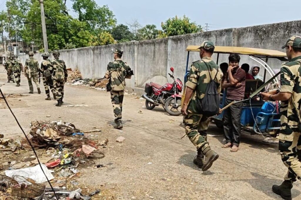 ‘Bengal Cops Didn't Answer Our Calls, BSF Reached Hours Before Them’: Murshidabad Villagers Reveal Their ‘Saviour’