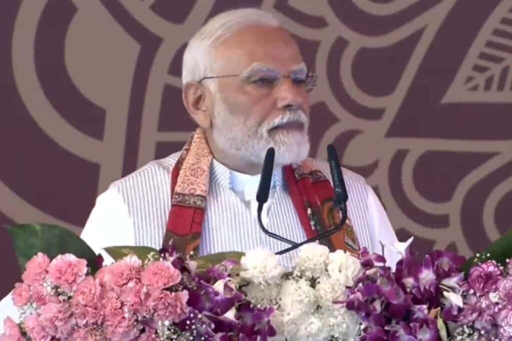 'Parivar Ka Saath, Parivar Ka Vikas': PM Modi Launches Scathing Attack At Opposition