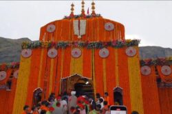 Portals Of Badrinath Dham Opened For Devotees | Watch