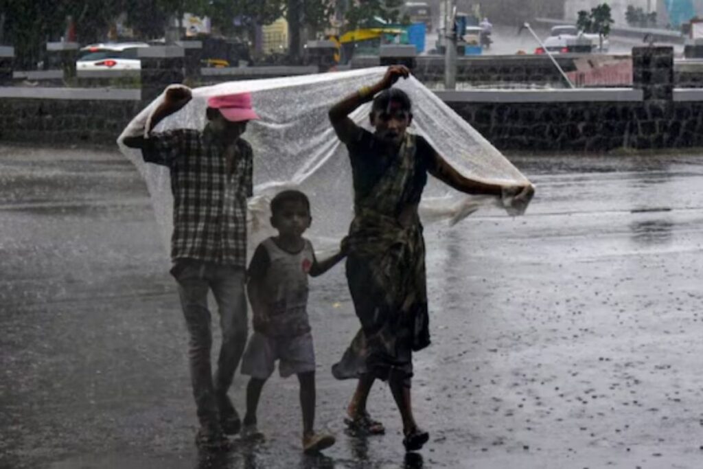 Karnataka Weather: IMD Warns Of Widespread Rain, Yellow Alert For Bengaluru | Check Forecast