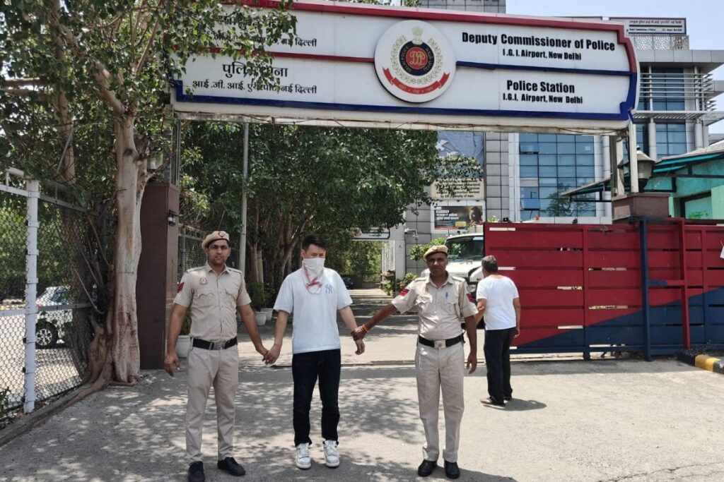 Chinese National Arrested For Mid-Air Theft On Hong Kong-To-Delhi Flight