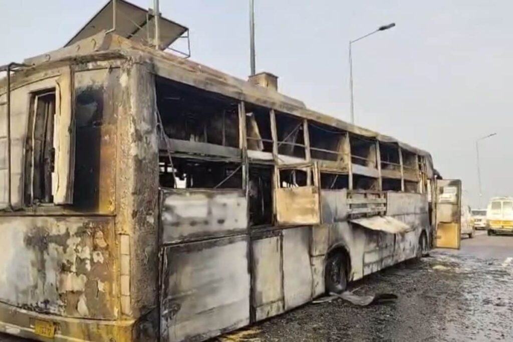 5 Killed Including Two Children As Delhi-bound Bus Catches Fire In Lucknow