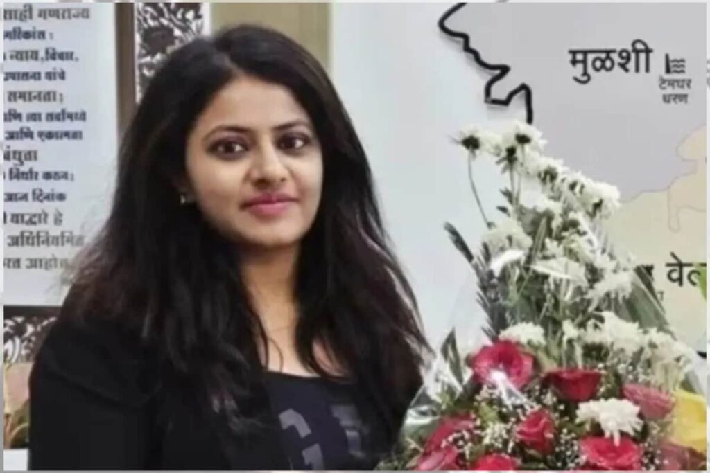 'Has She Committed Murder?': SC Grants Anticipatory Bail To Ex-IAS Probationer Puja Khedkar