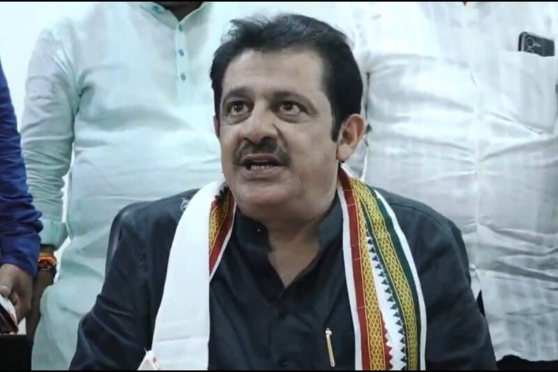 'Give Me Suicide Bomb, I Will Go To Pakistan': Karnataka Minister's Remark Goes Viral