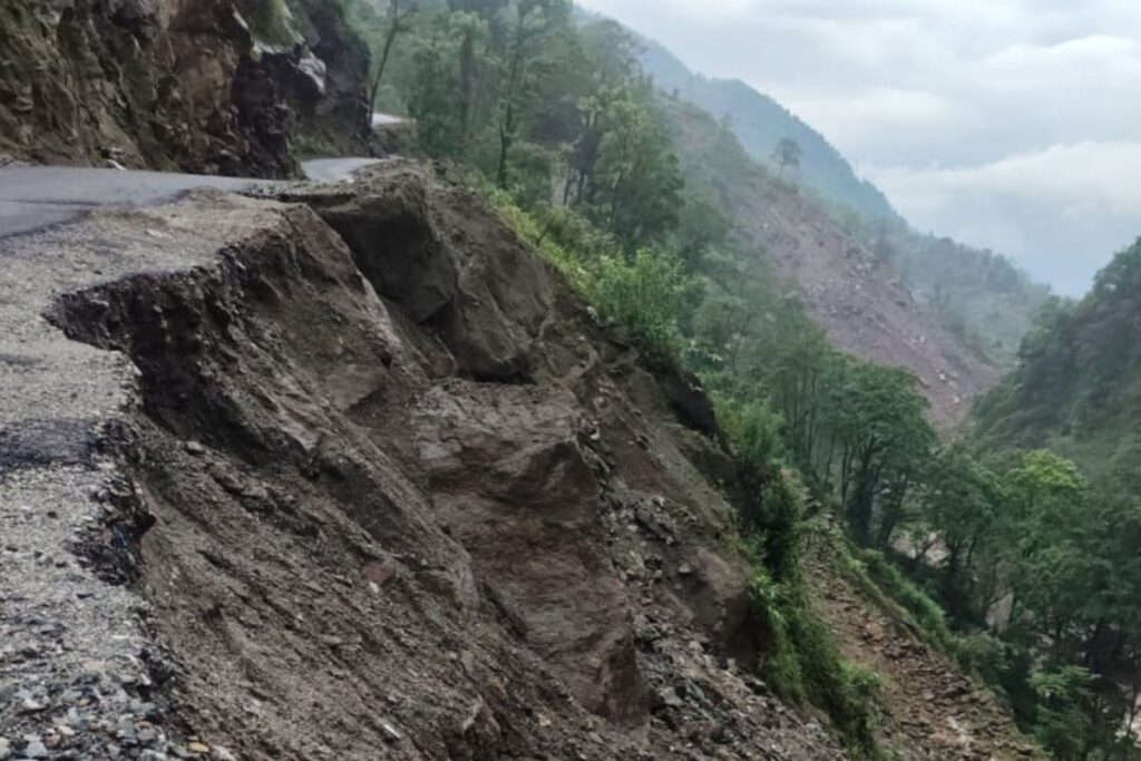 Planning Sikkim Trip This Monsoon? Tourist Passes Suspended, What Travellers Must Know