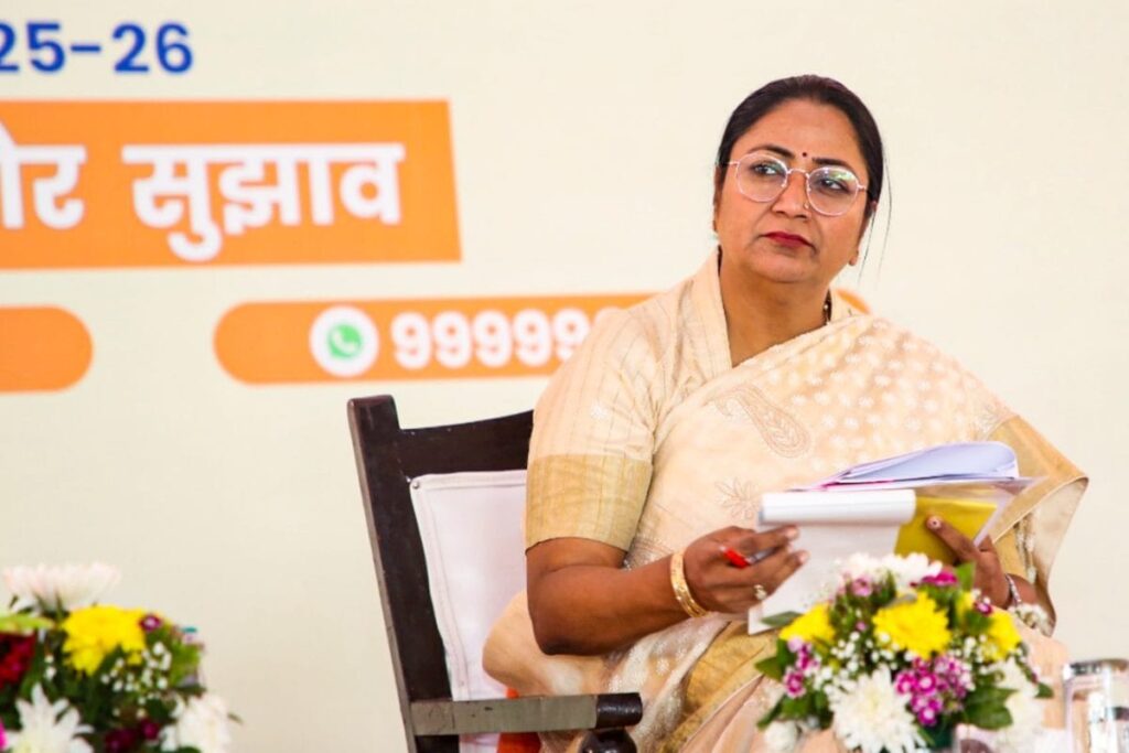 Anti-Smog Guns, Artificial Rain: CM Rekha Gupta Unveils Vision To Make Delhi Pollution-Free