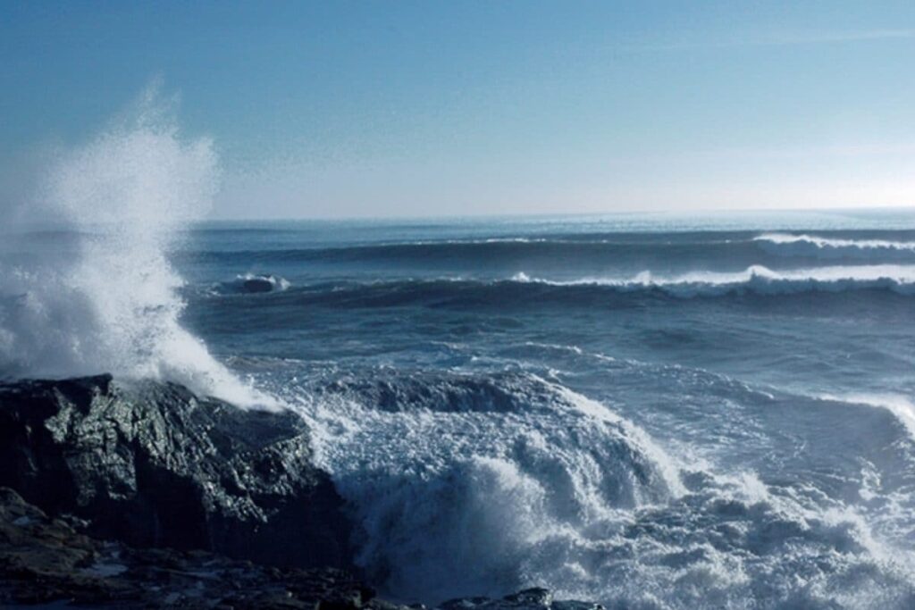 Mumbai To Witness Season's Highest Tide Today, BMC Alerts Citizens | Details Here