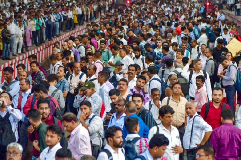 '2,000 Deaths Each Year': 2023 PIL In Bombay HC Highlighted Mumbai Suburban Railway Accidents