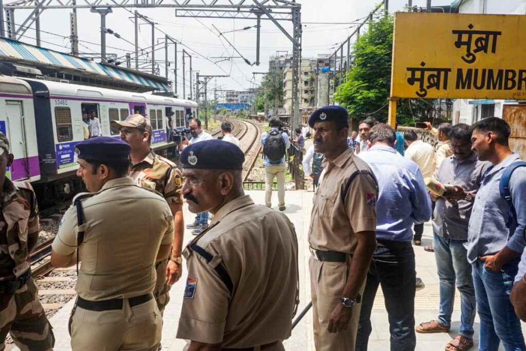 Thane Man Ignored Friend's Advice To Stand Near Train Door, That Saved Him