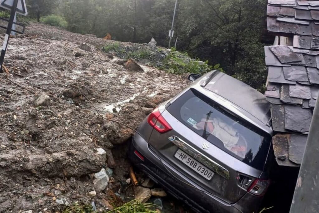 5 Killed, NDRF Deployed In Kullu, Dharamshala After Cloudbursts Trigger Flash Floods In Himachal