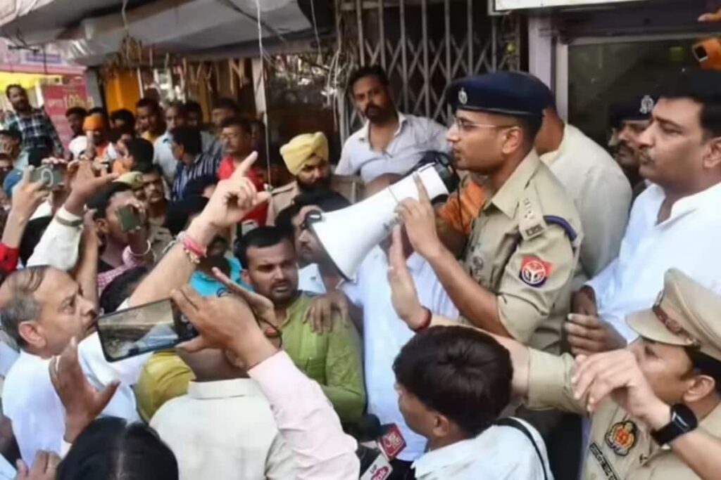 Brawl Between Priest, Police Official Over Loudspeaker During Kanpur Rath Yatra, Cop Suspended