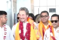 Elon Musk's Father Errol Visits Ayodhya’s Ram Temple, Praises 'Wonderful' India