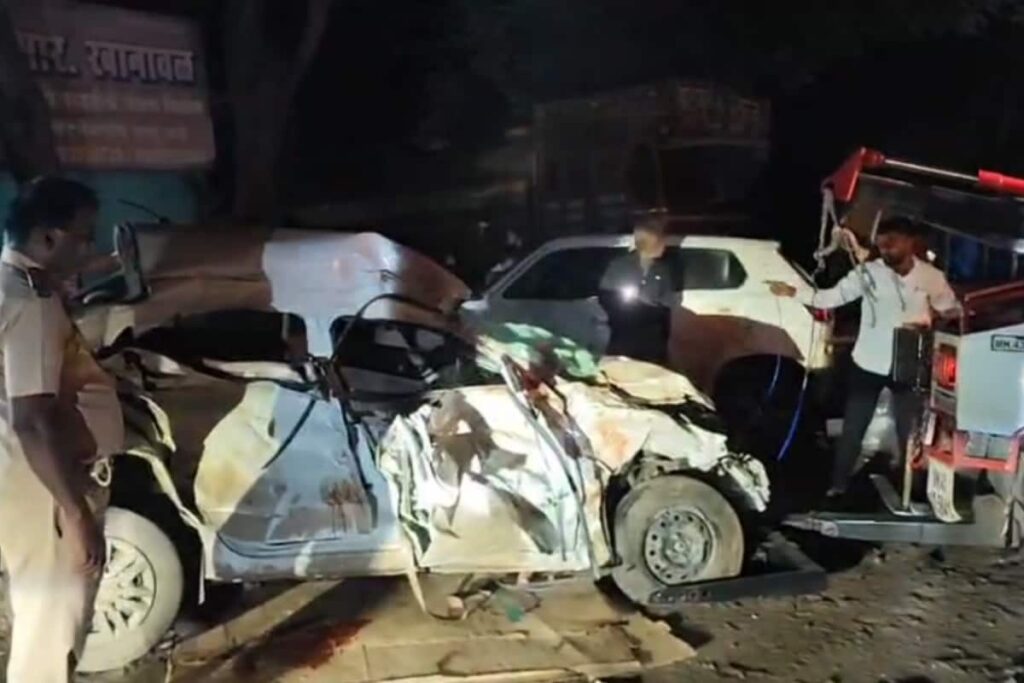 8 Killed, 6 Injured In Car And Pick-Up Truck Collision In Pune