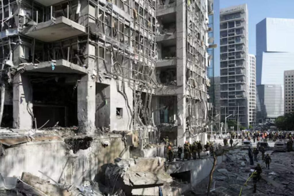 News18 Afternoon Digest: Tensions Between Israel-Iran Intensifies & Other Top Stories