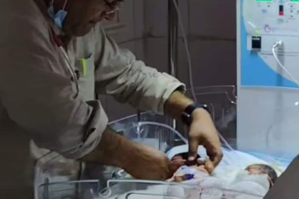 Born At 6 Months, Just 700 Grams: Bihar Twins' Miracle Survival Story Stuns Doctors