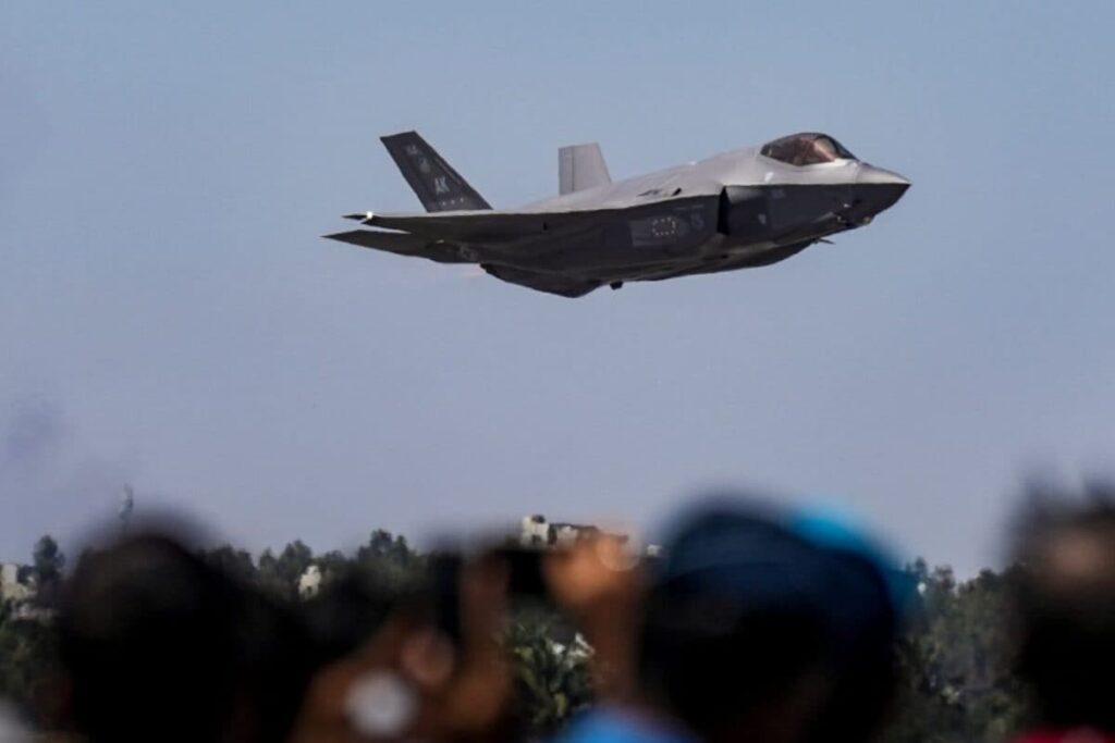 What Are Stealth Fighter Jets, Which India Doesn't Have But Pakistan Will Get In 2 Months? | Explained