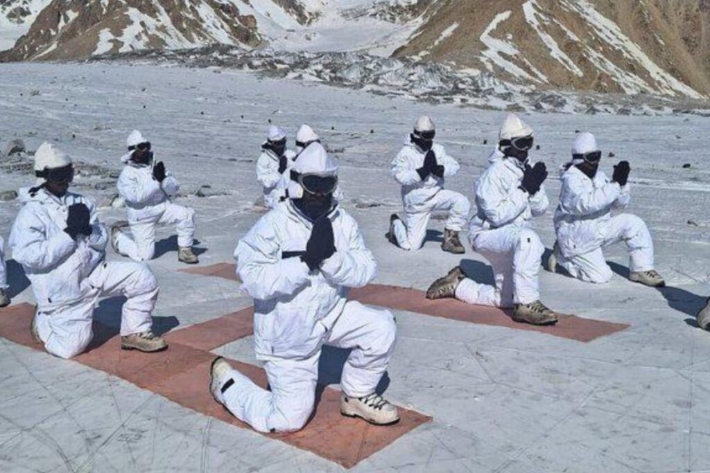 Yoga At 20,000 Feet: Indian Army Soldiers Mark International Yoga Day At Siachen | Watch