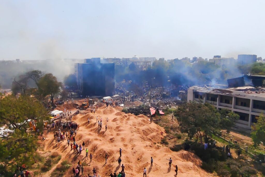 'Just 500 Metres...': Residents Of This Locality Say They Owe Their Lives To The Air India Pilot