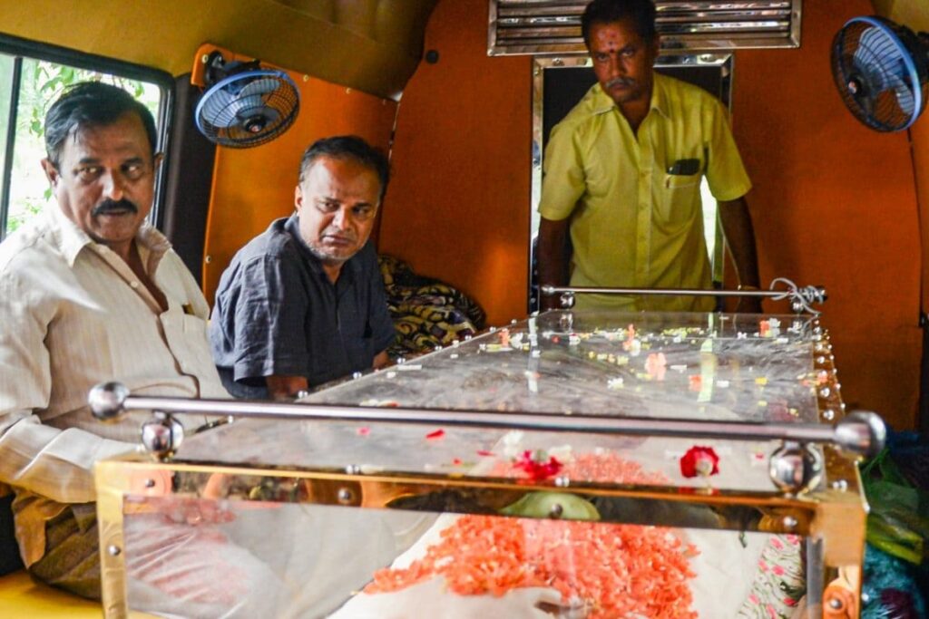 'No First Aid, No Proper Police Support': Father Of Teen Killed In Bengaluru Stampede