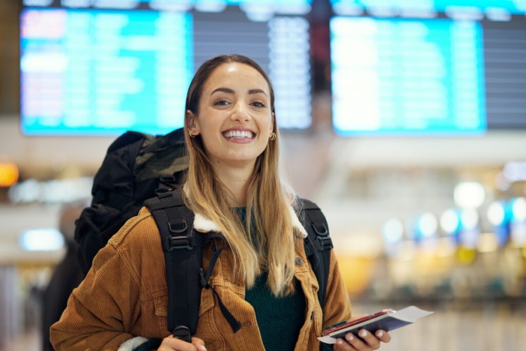 Missed The H-1B Visa? The EB-1 Could Be The Right Choice For You. Here's Who Can Apply