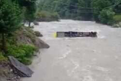 Bus Carrying ITBP Personnel Falls Into Sindh River In J&K's Ganderbal