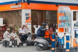 Delhi Begins Ban On Fuel Sale To End-Of-Life Vehicles, 16 Impounded So Far On Day One