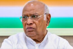 'Anti-Dalit Party': BJP Slams Congress As Kharge Mispronounces President Murmu's Name