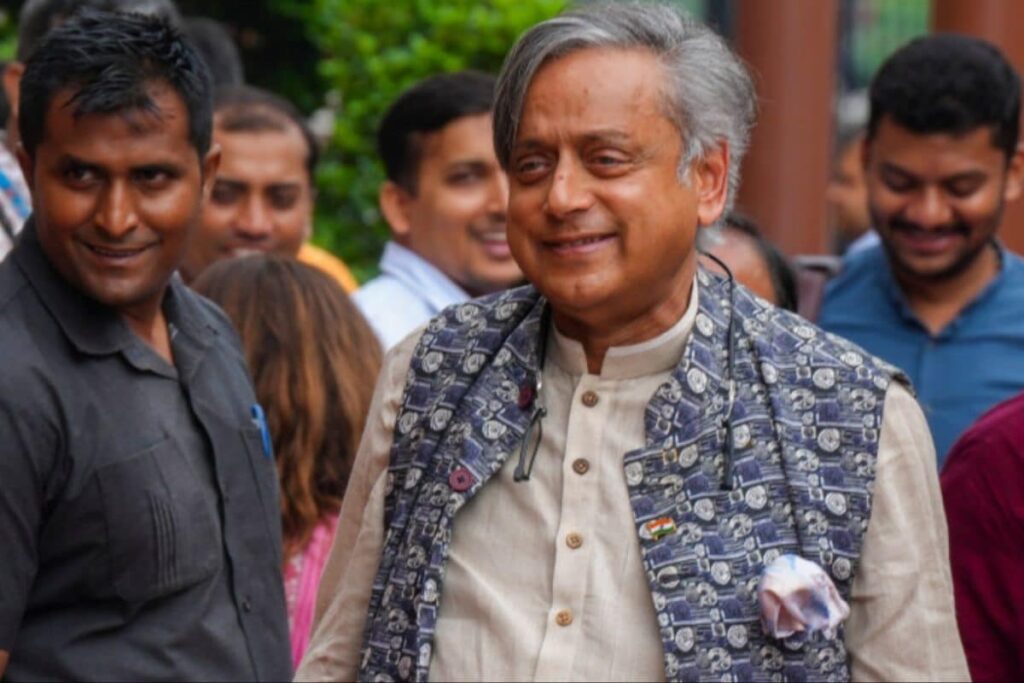'What Position Do They Hold': Shashi Tharoor Hits Back At Muraleedharan Over 'Exclusion' Remark