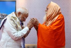 ‘Overwhelmed By Warmth, Affection’: PM Modi Meets Swami Shakti Sharananand Saraswati In Bihar
