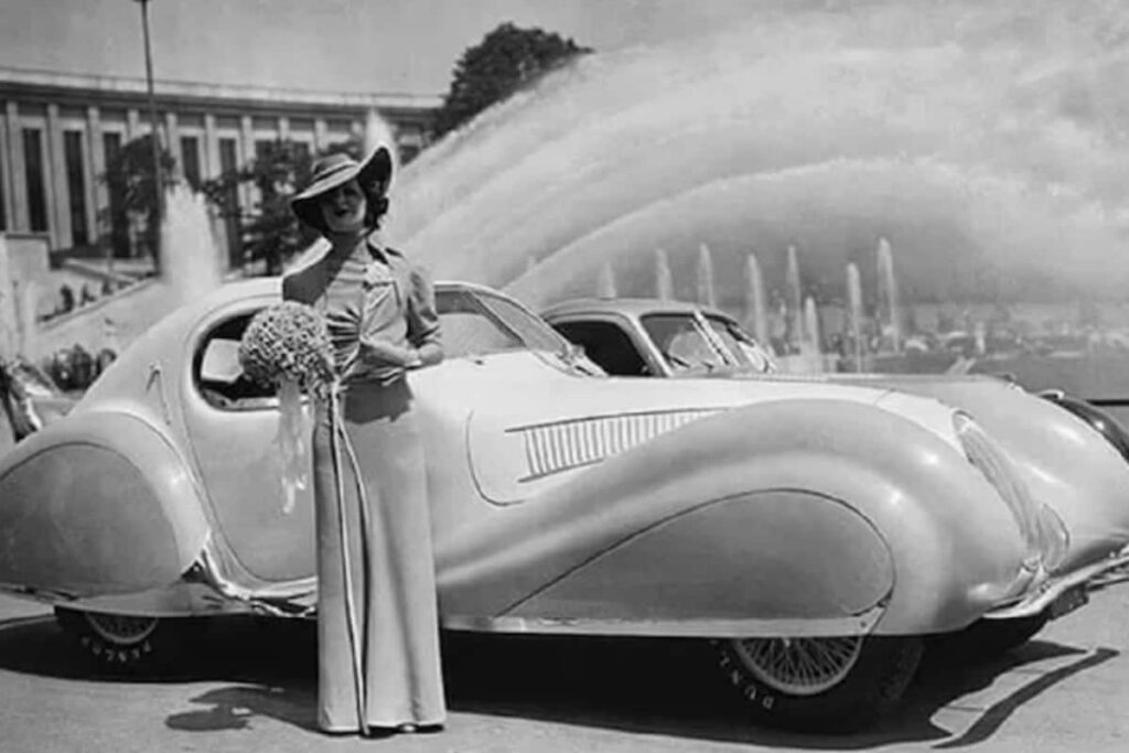 Cabaret Dancer To Indian Queen: The Tragic Tale Behind A Broken Grave In Delhi