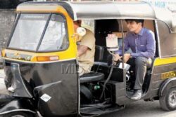 Bengaluru Man Furious After Auto Driver Gets Busy Watching Actress On Instagram