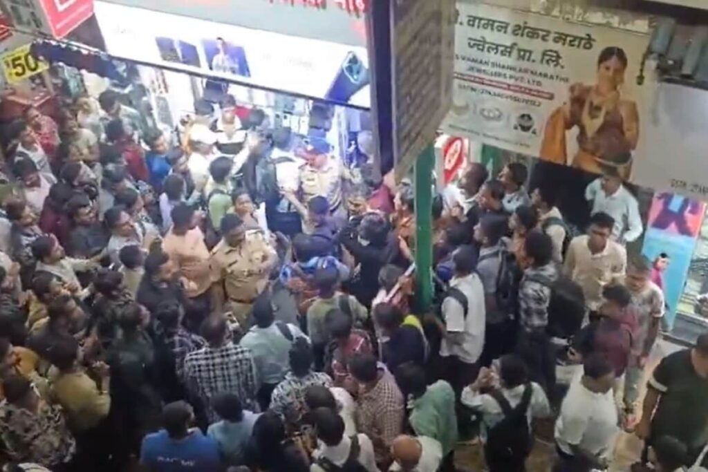 Touch Feet And Apologise: Former Thane MP To Shopkeeper After His Altercation With Youth