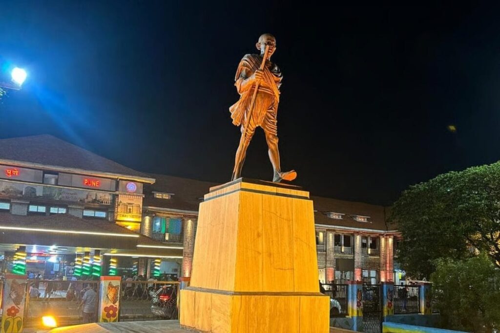 Man Attempts To Desecrate Mahatma Gandhi Statue At Pune Railway Station; Arrested