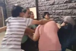 Clash Erupts Between Two Groups Inside Virar Police Station Near Mumbai, Video Goes Viral