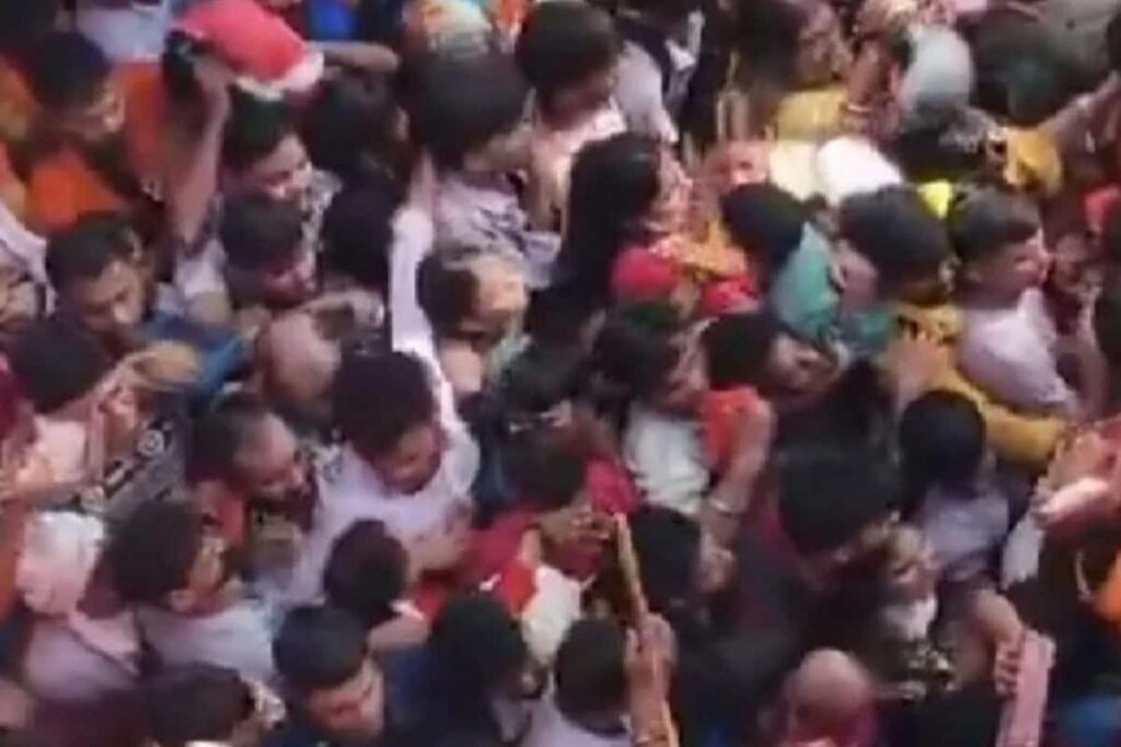 News18 Afternoon Digest: Mansa Devi Temple Stampede, Noida BMW Car Crash & Other Top Stories