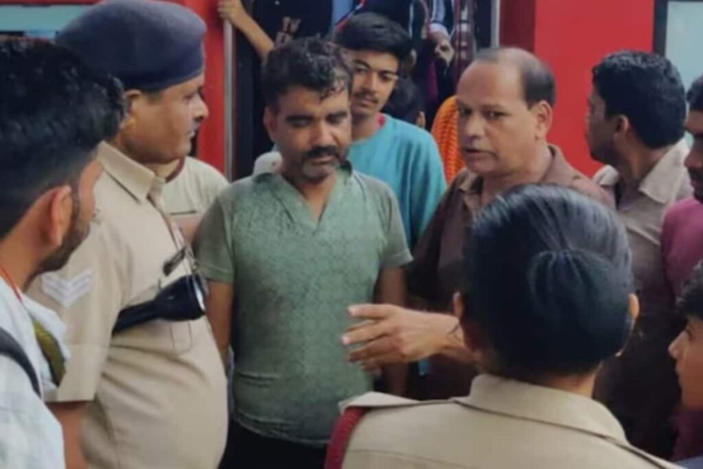 'I Was Sleeping When...': BJP Leader Stops Thief From Stealing Mother’s Ashes On Train