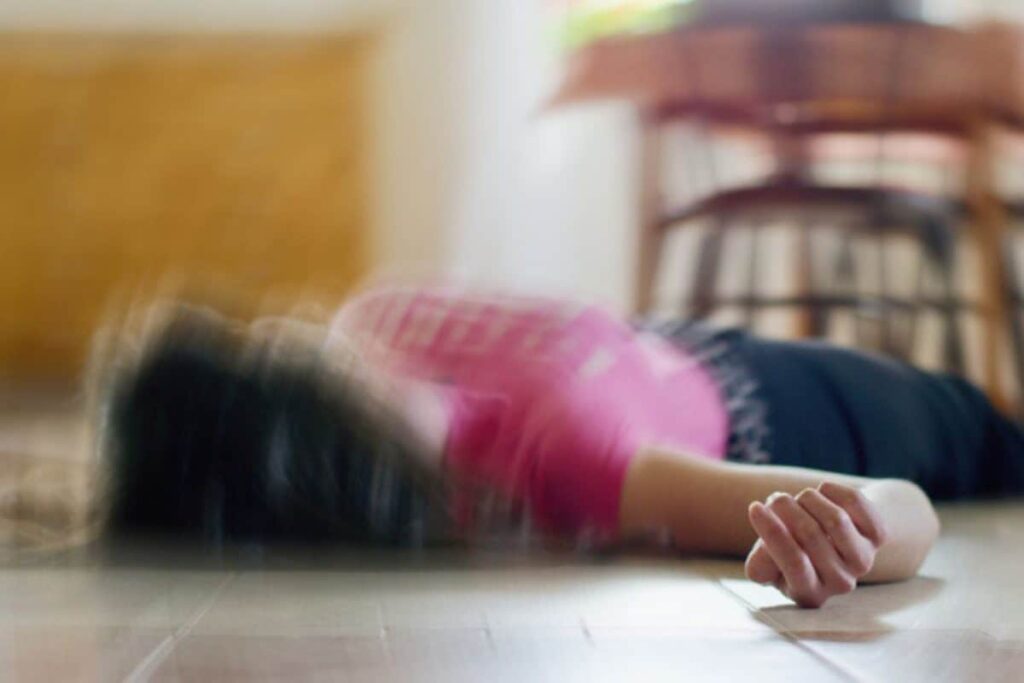 Doctors Blame Long Covid, Stress & Hidden Heart Issues As Young Indians Report Sudden Blackouts