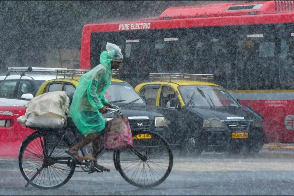 Monsoon Updates: Heavy Rain Lashes Parts Of Delhi; Mumbai On Orange Alert Today